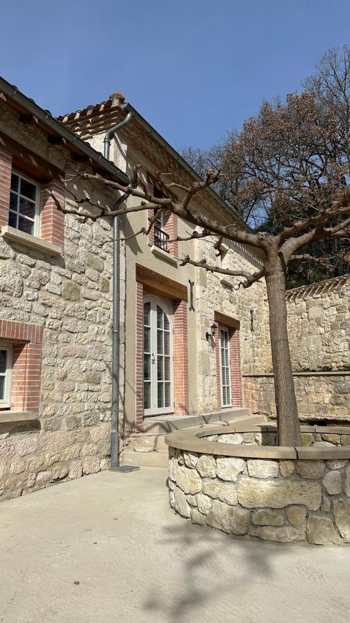Chateau Lecusse - La Grande Roche - Hotel, Spa, Boutique & Restaurant Broze 외부 사진
