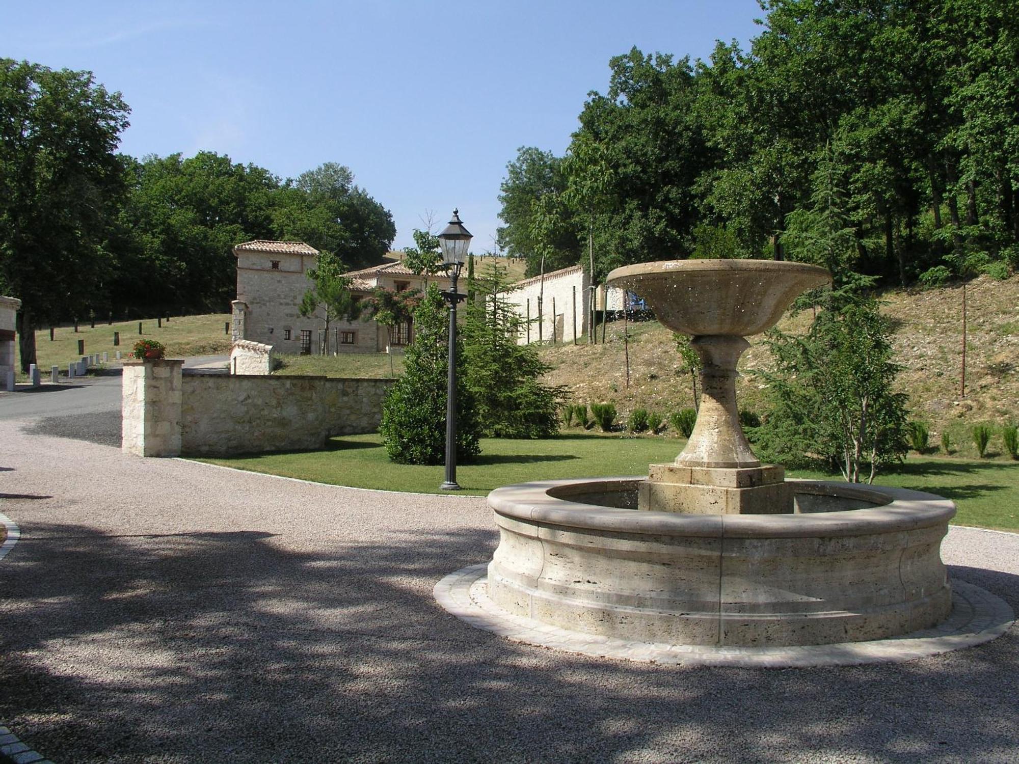 Chateau Lecusse - La Grande Roche - Hotel, Spa, Boutique & Restaurant Broze 외부 사진